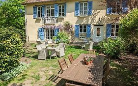 Sous Le Chateau